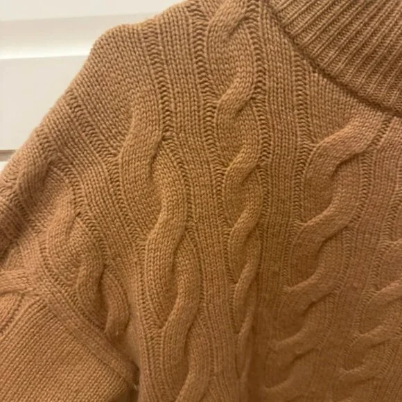 pullover sweater - Picture 4 of 5